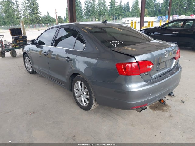 3VWD17AJ5EM384471 Volkswagen 2014