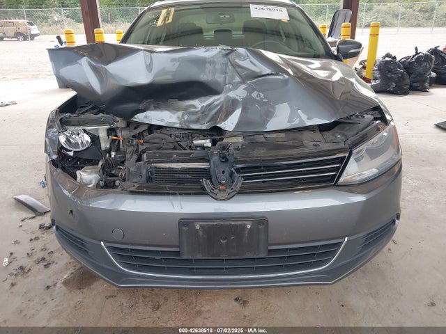 3VWD17AJ5EM384471 Volkswagen 2014