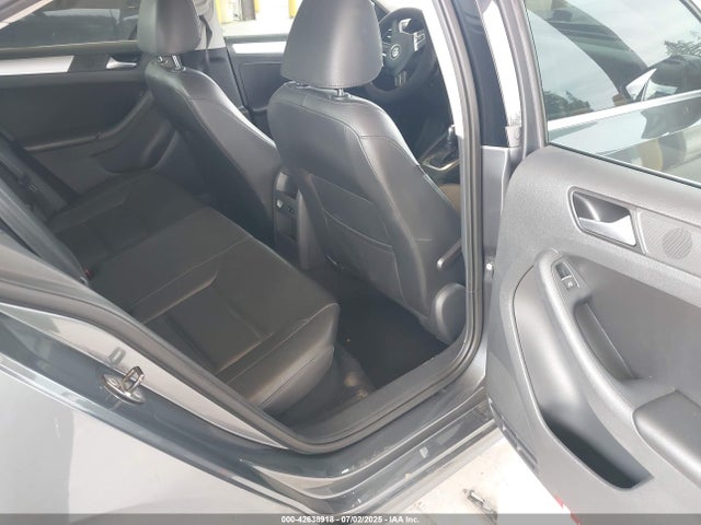3VWD17AJ5EM384471 Volkswagen 2014