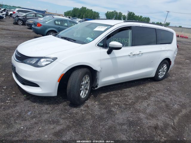 2020 CHRYSLER VOYAGER 2C4RC1DG2LR145059 Photo 1