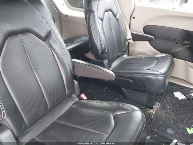 2020 CHRYSLER VOYAGER 2C4RC1DG2LR145059 Photo 7