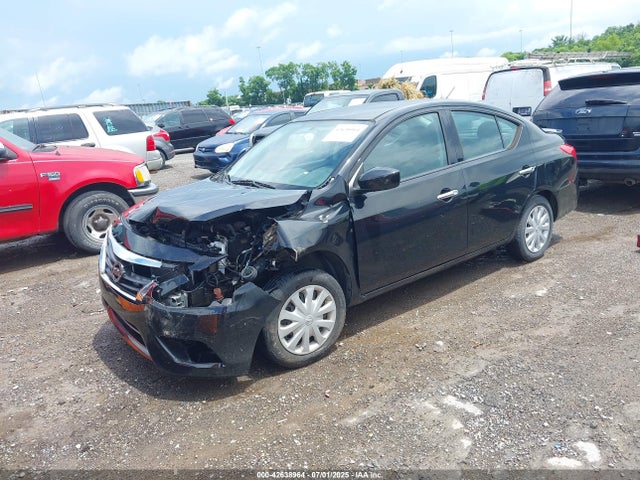 3N1CN7AP6JL878476 Nissan 2018