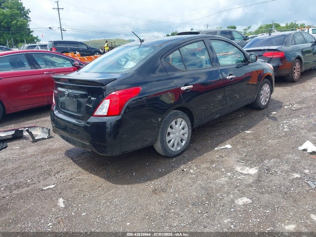 3N1CN7AP6JL878476 Nissan 2018