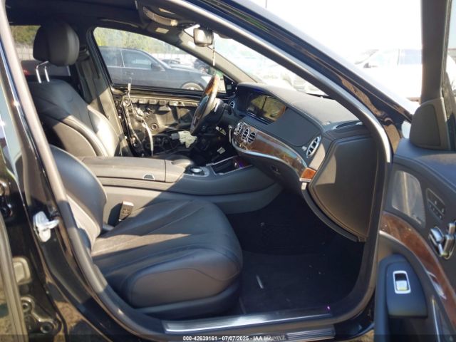 2014 MERCEDES-BENZ S 550 WDDUG8FB6EA052020 Photo 4