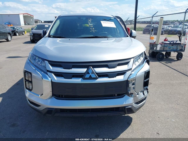 Mitsubishi mivec 2022 JA4ARUAU0NU006670 Image 12