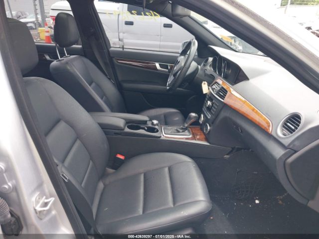 2012 MERCEDES-BENZ C 300 WDDGF8BBXCR212002 Photo 4