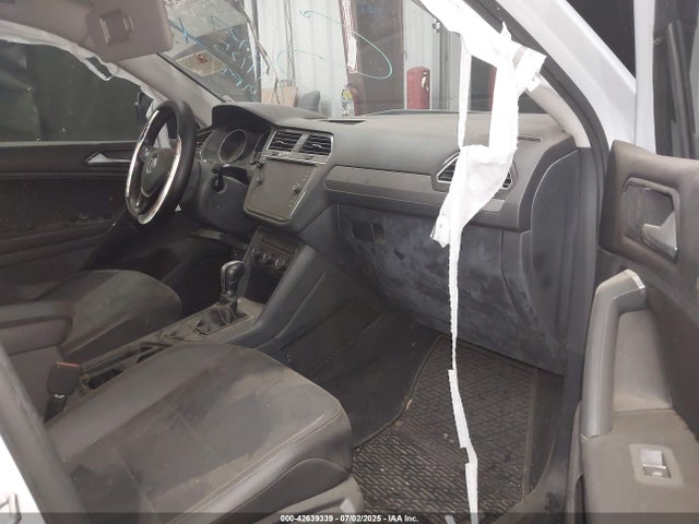 3VV3B7AX8JM088727 Volkswagen 2018