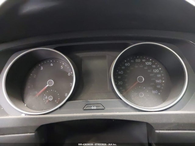 3VV3B7AX8JM088727 Volkswagen 2018