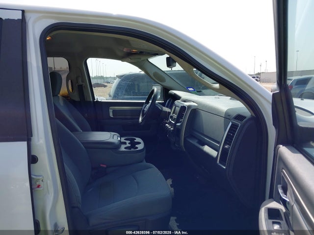 1C6RR6GT1ES128007 RAM 1500