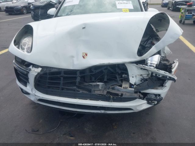 2018 PORSCHE MACAN WP1AA2A55JLB22746 Photo 5