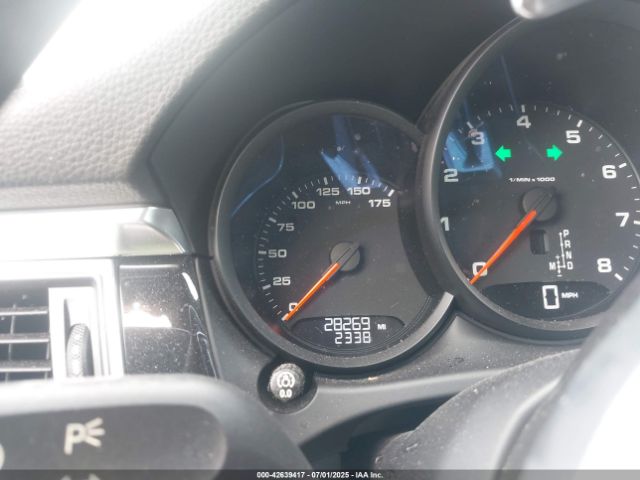 2018 PORSCHE MACAN WP1AA2A55JLB22746 Photo 6
