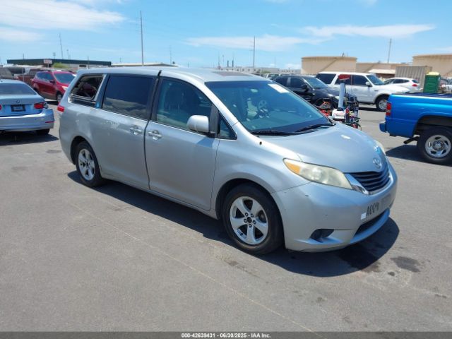 2011 TOYOTA SIENNA 5TDKK3DC0BS040975