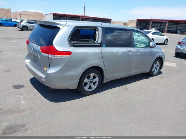 2011 TOYOTA SIENNA 5TDKK3DC0BS040975 Photo 3