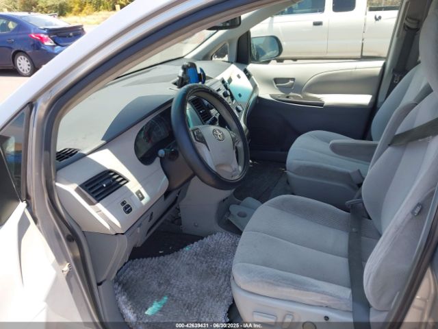 2011 TOYOTA SIENNA 5TDKK3DC0BS040975 Photo 4