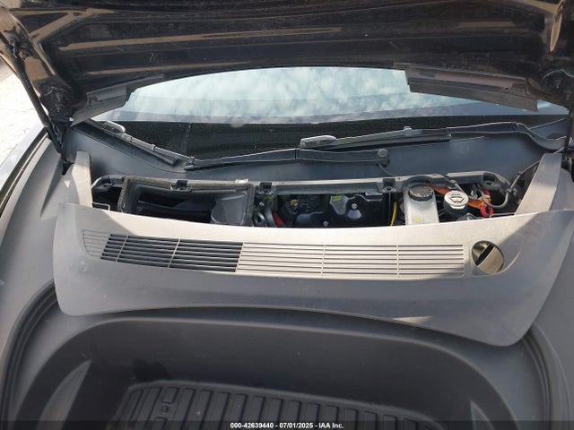 2023 TESLA MODEL 3 5YJ3E1EA9PF662628 Photo 9