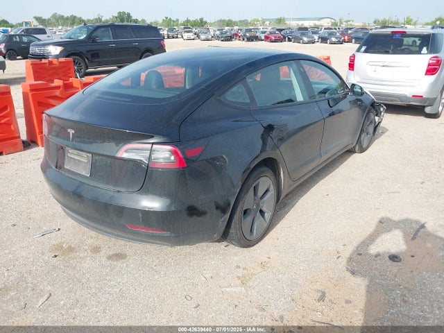 2023 TESLA MODEL 3 5YJ3E1EA9PF662628 Photo 3
