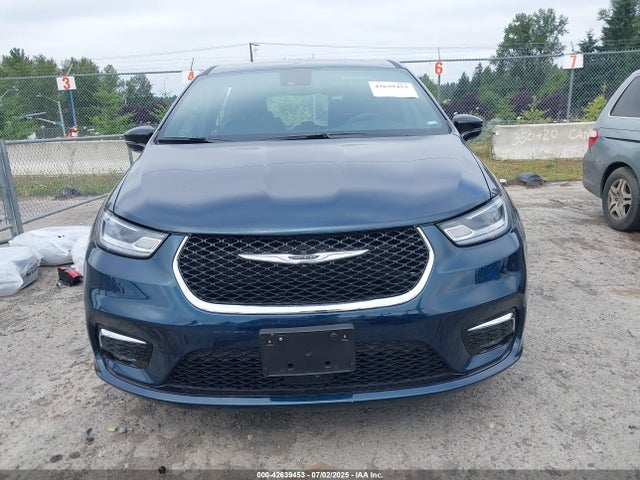 Chrysler 2025 2025 2C4RC1BG2SR554728 Image 13