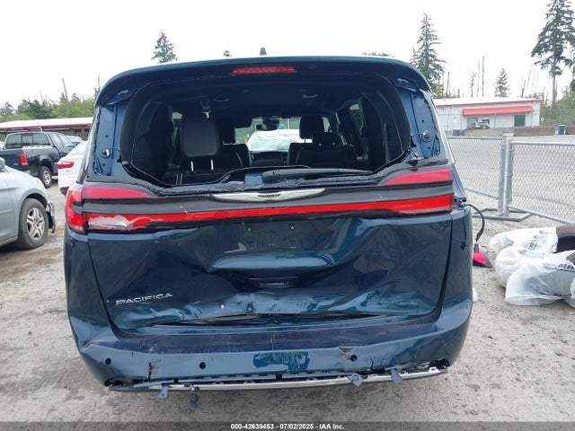 Chrysler 2025 2025 2C4RC1BG2SR554728 Image 17