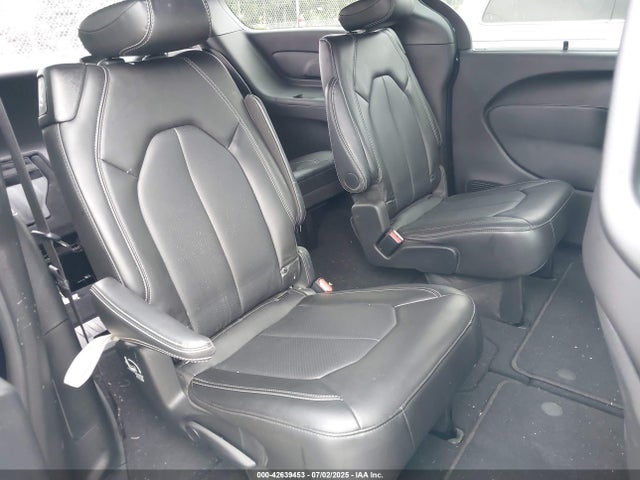 Chrysler 2025 2025 2C4RC1BG2SR554728 Image 8