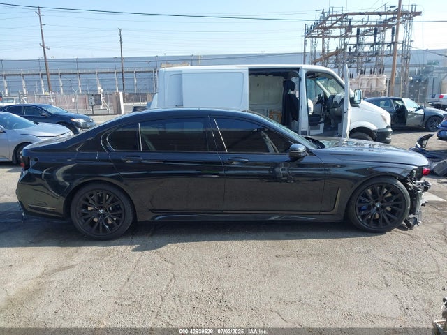 BMW 740LI 2022 WBA7T2C00NCH98339 Image 14
