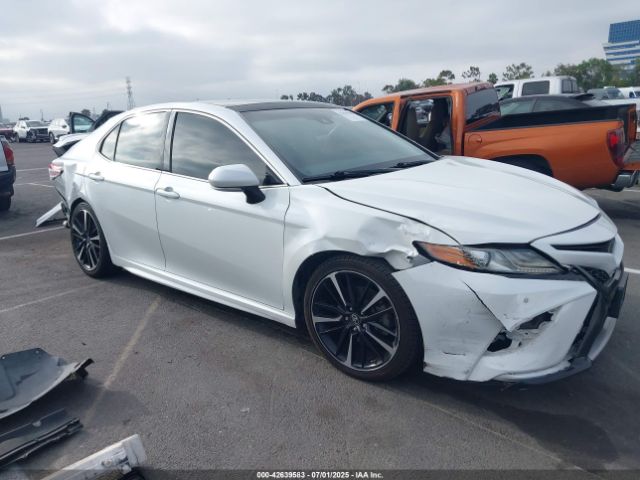 2018 TOYOTA CAMRY 4T1B61HK0JU139652