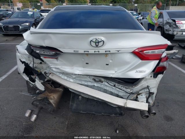 2018 TOYOTA CAMRY 4T1B61HK0JU139652 Photo 5