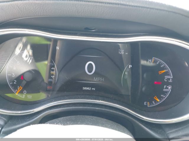 2019 JEEP GRAND CHEROKEE 1C4RJECG7KC556124 Photo 6