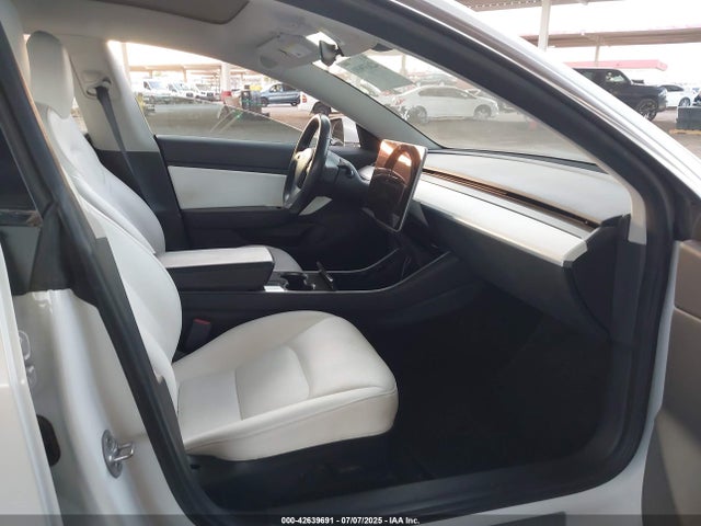 2018 TESLA MODEL 3 5YJ3E1EA3JF155523 Photo 4