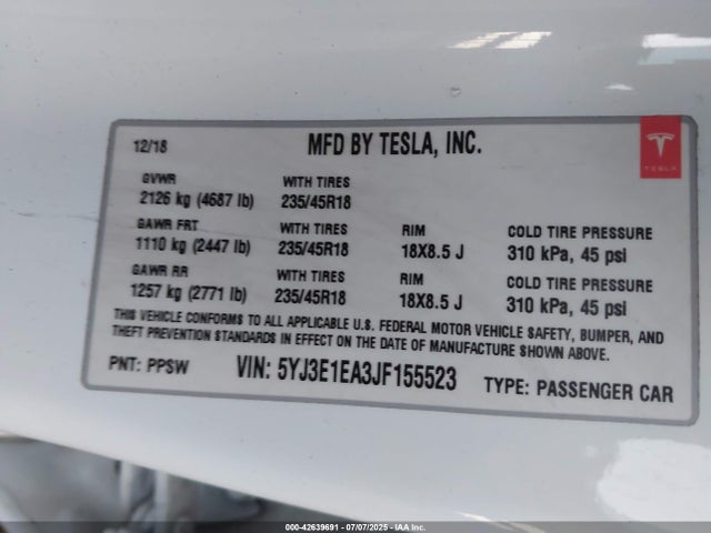 2018 TESLA MODEL 3 5YJ3E1EA3JF155523 Photo 8