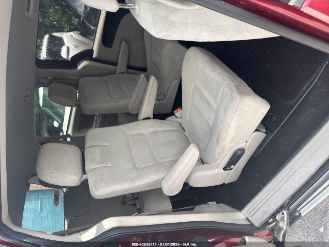 2C4RDGBG4FR635560 Dodge Grand Caravan