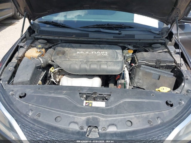 Chrysler 2016 2016 1C3CCCAB5GN148782 Image 10