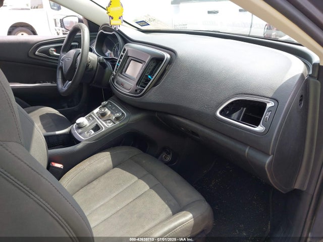 Chrysler 2016 2016 1C3CCCAB5GN148782 Image 5