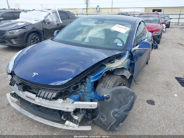 2020 TESLA MODEL 3 5YJ3E1EB4LF735827 Photo 1