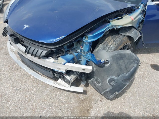 2020 TESLA MODEL 3 5YJ3E1EB4LF735827 Photo 5
