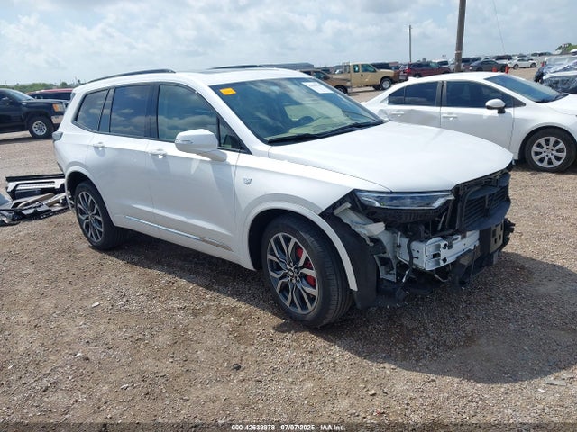 2023 CADILLAC XT6 1GYKPHRS2PZ134628 Photo 0
