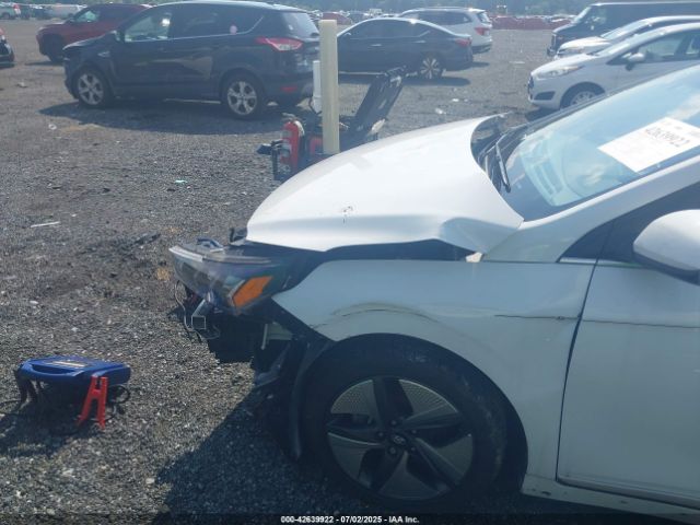 2022 HYUNDAI IONIQ HYBRID KMHC05LC4NU270697 Photo 5