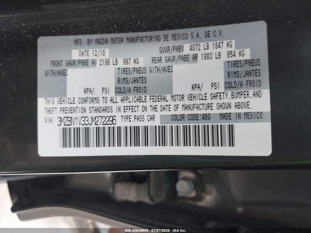 3MZBN1V33JM272296 Mazda py