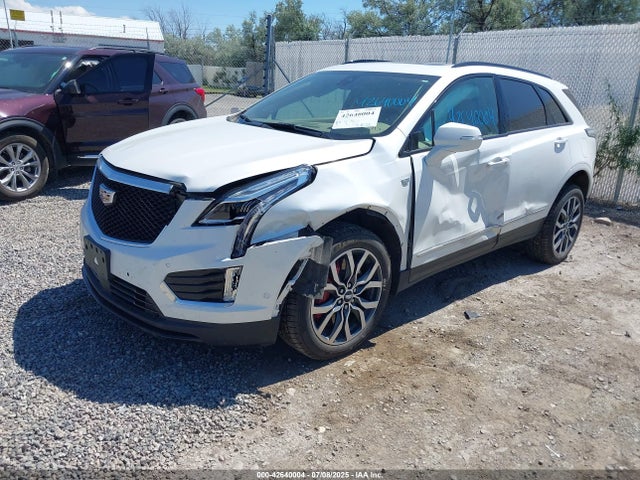 2023 CADILLAC XT5 1GYKNHRS3PZ106133 Photo 1