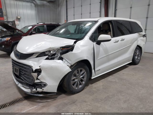2021 TOYOTA SIENNA 5TDYSKFC7MS018041 Photo 1