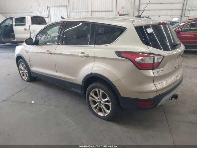 1FMCU9G90HUA14653 Ford 2017