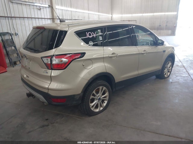 1FMCU9G90HUA14653 Ford 2017