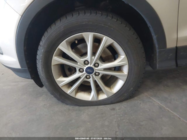 1FMCU9G90HUA14653 Ford 2017