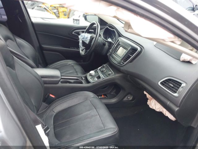 2015 CHRYSLER 200 1C3CCCABXFN676963 Photo 4