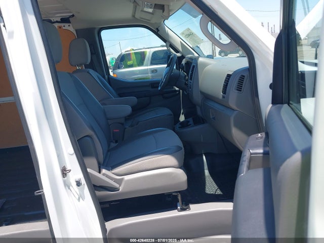 1N6BF0KL7EN106516 Nissan 2014