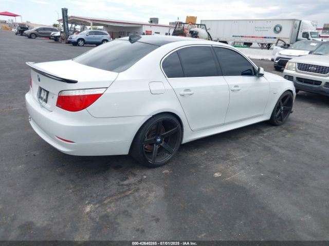 2010 BMW 528I WBANU5C51AC365296 Photo 3