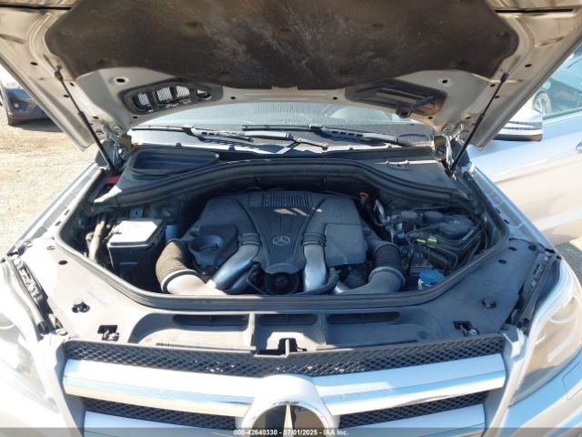2015 MERCEDES-BENZ GL 550 4JGDF7DE5FA518831 Photo 9