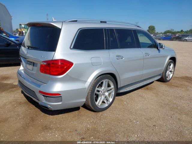 2015 MERCEDES-BENZ GL 550 4JGDF7DE5FA518831 Photo 3