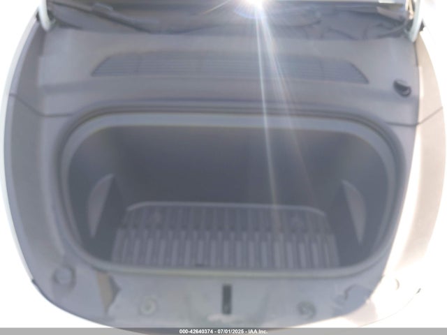 2024 TESLA MODEL Y 7SAYGAEEXRF005197 Photo 9
