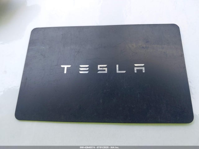2024 TESLA MODEL Y 7SAYGAEEXRF005197 Photo 10