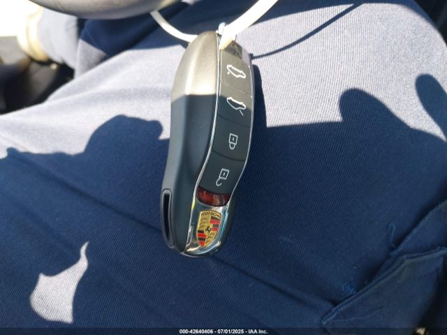 2021 PORSCHE 718 BOXSTER WP0CA2A8XMS210397 Photo 10